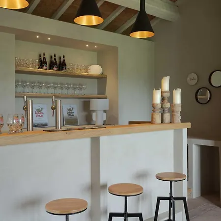 Villa Il Mandorlo By Boutique Luxury In Umbria Gioiella