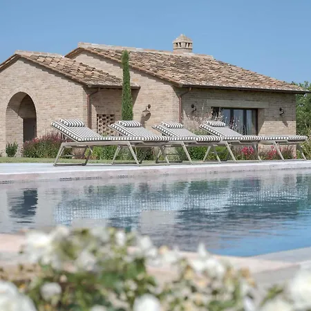 Villa Il Mandorlo By Boutique Luxury In Umbria