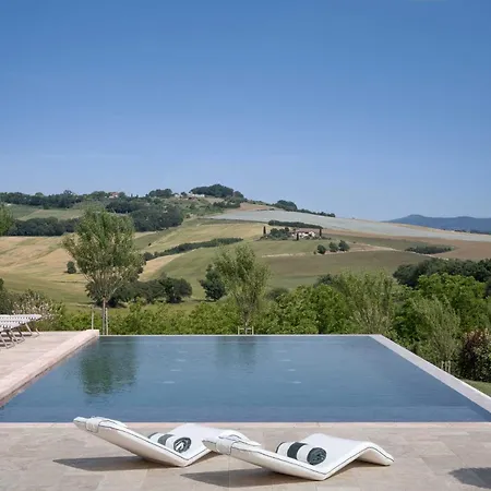 Il Mandorlo By Boutique Luxury In Umbria Gioiella