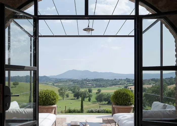 Villa Il Mandorlo By Boutique Luxury In Umbria Gioiella