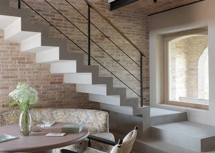 Il Mandorlo By Boutique Luxury In Umbria Villa