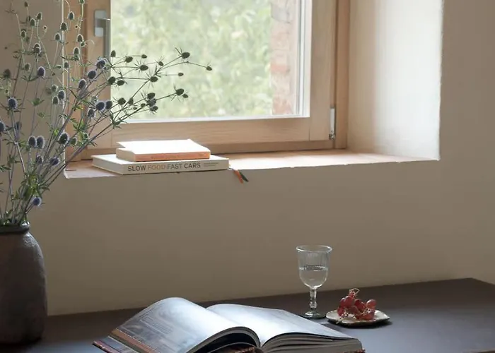 Il Mandorlo By Boutique Luxury In Umbria Villa Gioiella