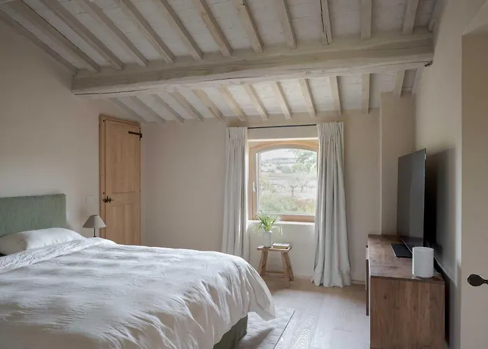 Villa Il Mandorlo By Boutique Luxury In Umbria *