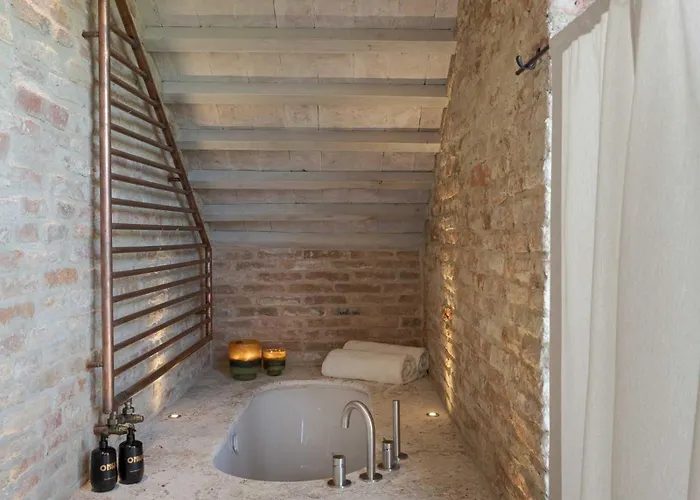 Il Mandorlo By Boutique Luxury In Umbria * Gioiella