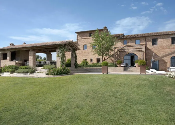 Villa Il Mandorlo By Boutique Luxury In Umbria