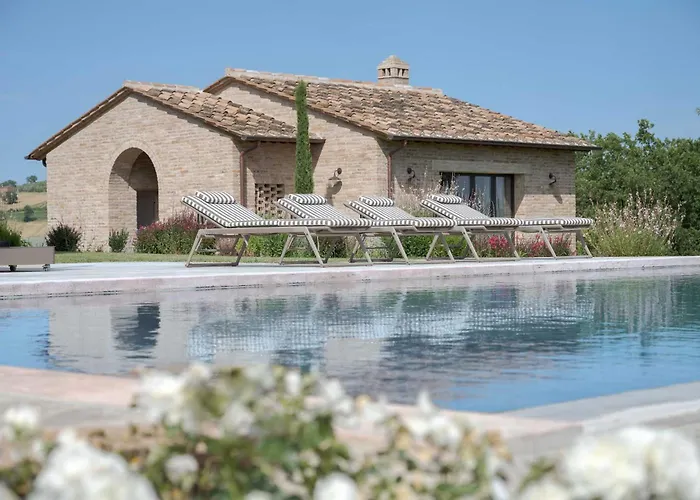 Villa Il Mandorlo By Boutique Luxury In Umbria