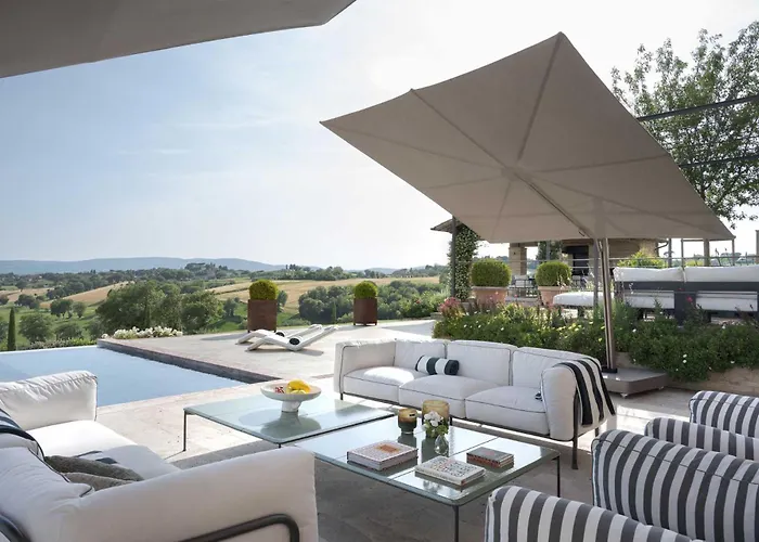 Il Mandorlo By Boutique Luxury In Umbria Villa *