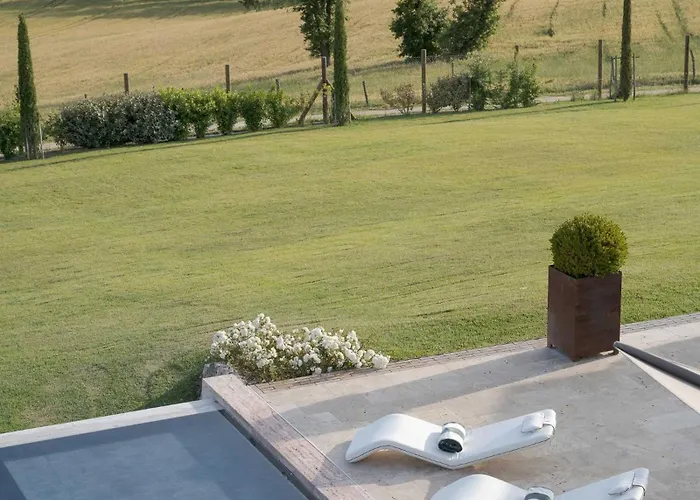 Il Mandorlo By Boutique Luxury In Umbria * Gioiella